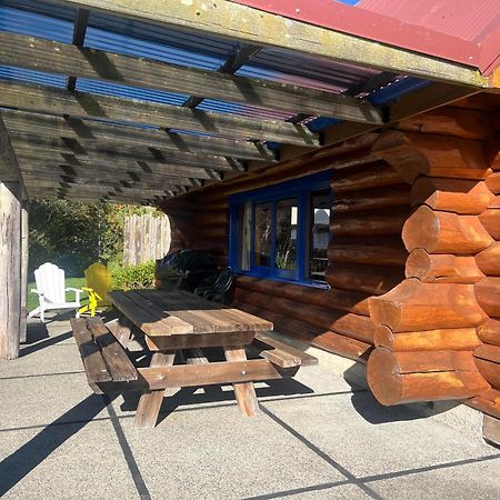 Tree Hut Cottage マスタートン エクステリア 写真