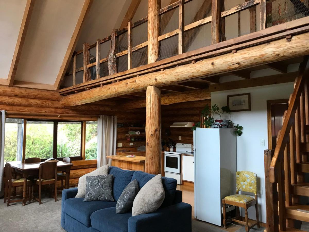 Tree Hut Cottage マスタートン エクステリア 写真